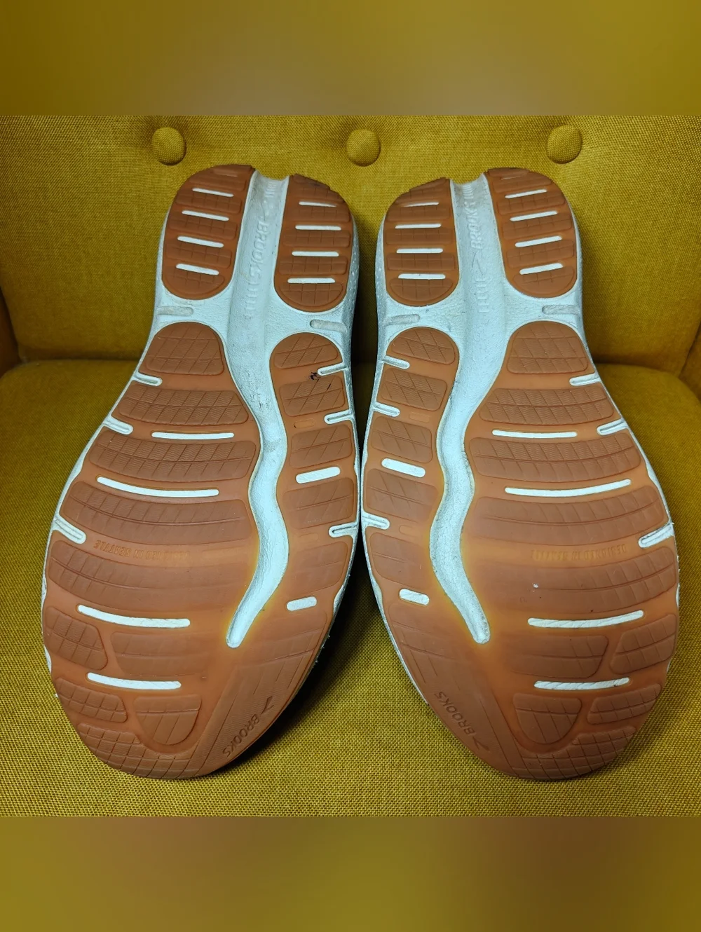 Brooks Ghost Max SE Black Primer Biscuit Athletic Running Sneaker Men's Shoe 14D - Picture 8 of 9